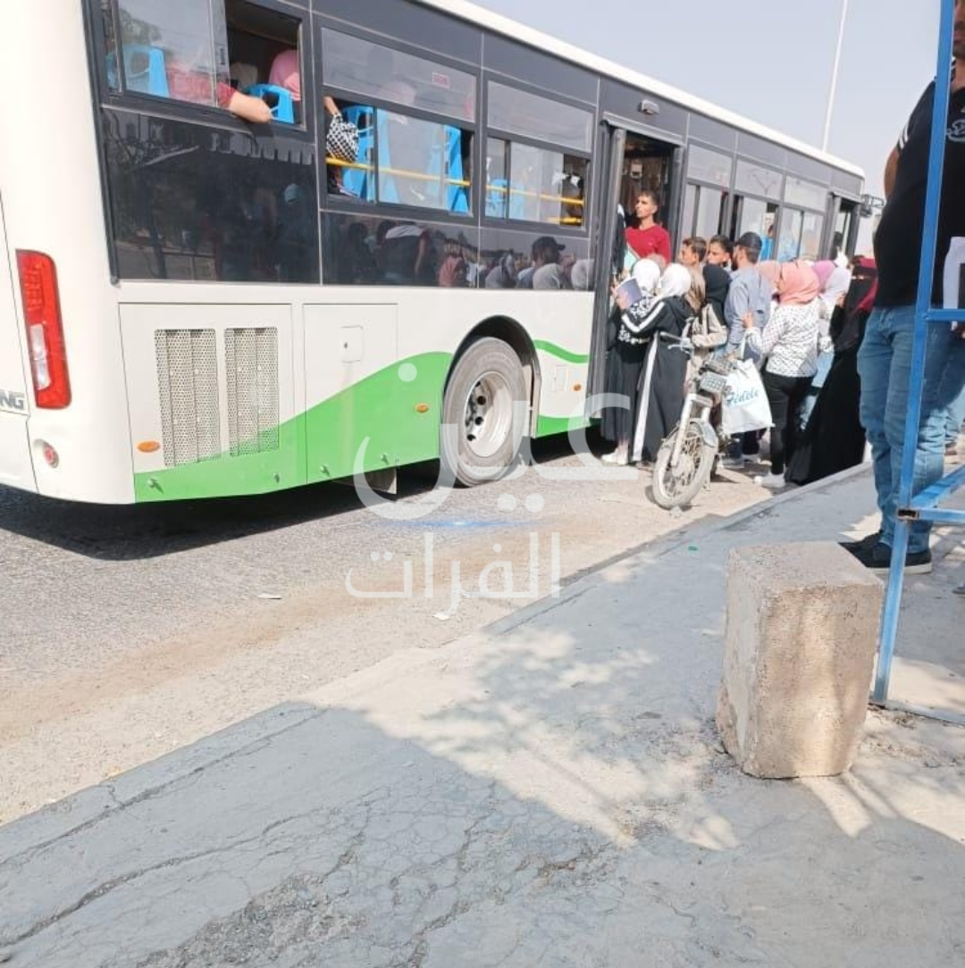 يستخدمها 15 ألف طالب.. النظام يوقف معظم حافلات النقل الداخلي الواصلة لكلية الآداب بدير الزو