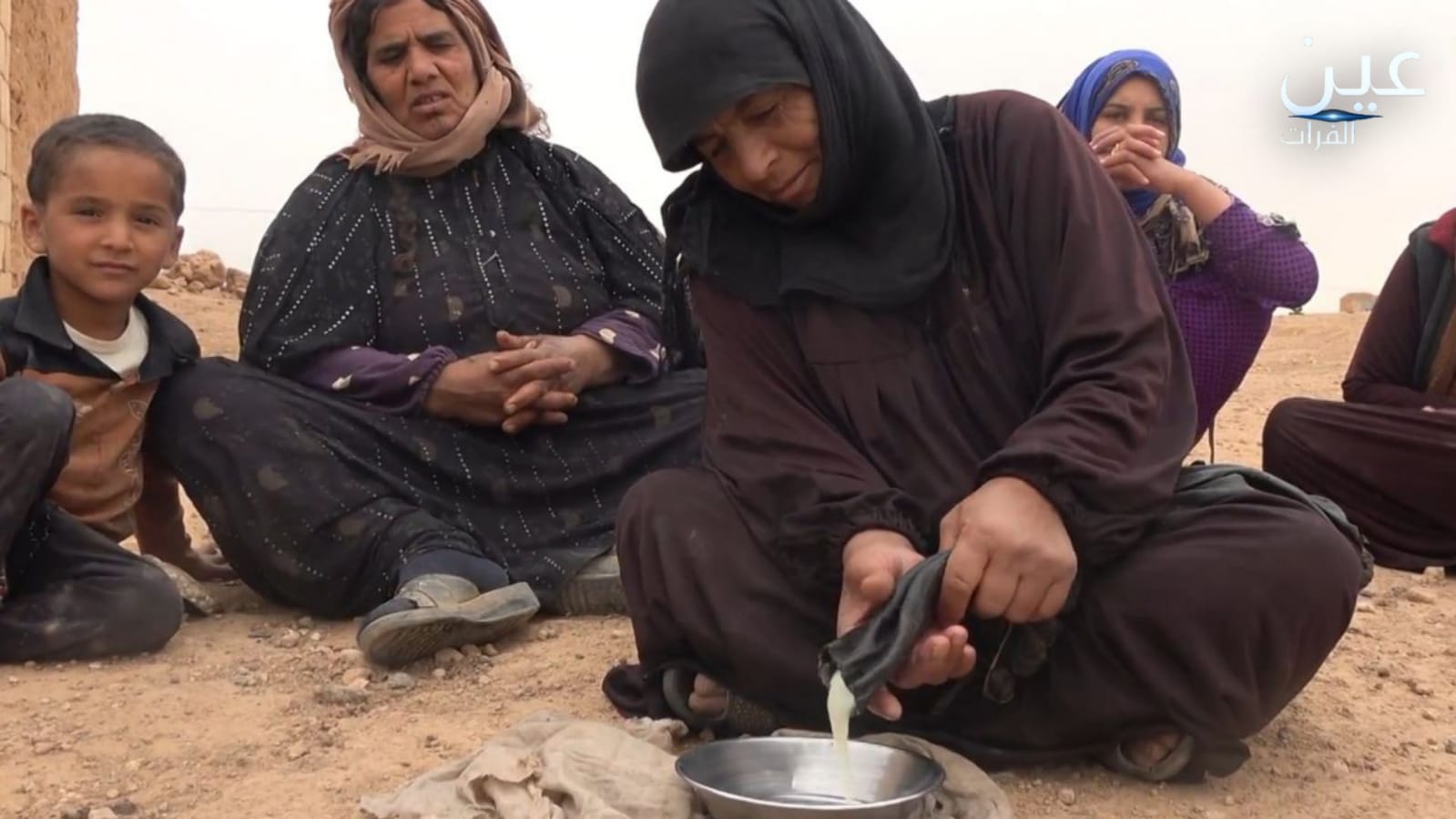 نسوة ديرالزور والرقة يحافظن على صناعة السمن العربي متحدين الحداثة و"الجاهز".. تعرف على الخطوات بالصور